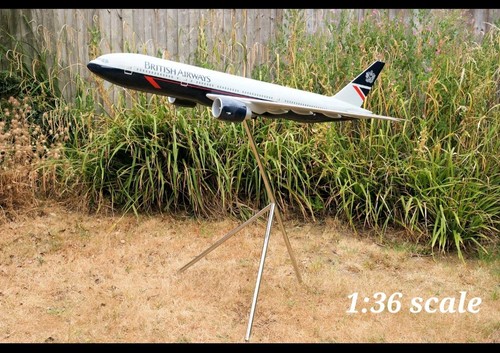 Model aeroplane tripod - tripod, stand