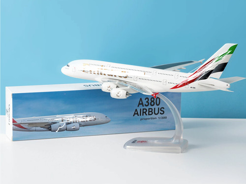 Dubai airbus a380 - a380, plastic