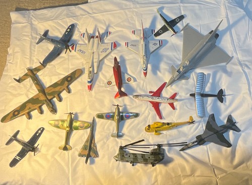 Pre built model aircraft mixed - aircraft,