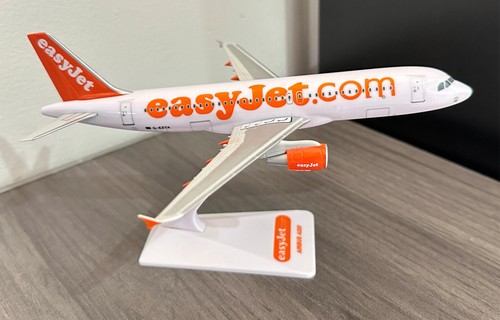 Airbus a320 easyjet - airbus,