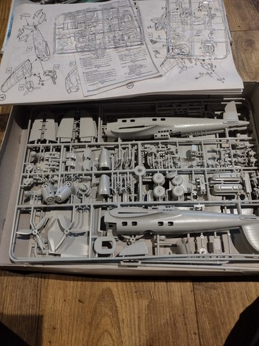 Italeri he111 zwilling - italeri,