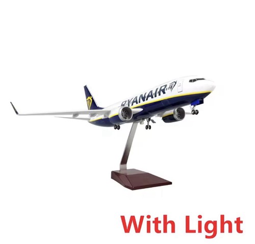 B737 800 airplane ryanair - 1:85, b737-800